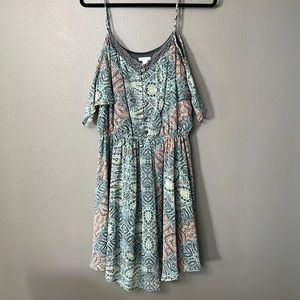 Feminine knee length dress